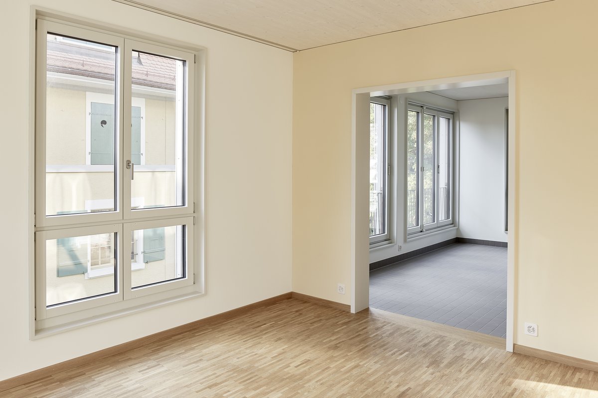Wohnraum mit angrenzender Küche