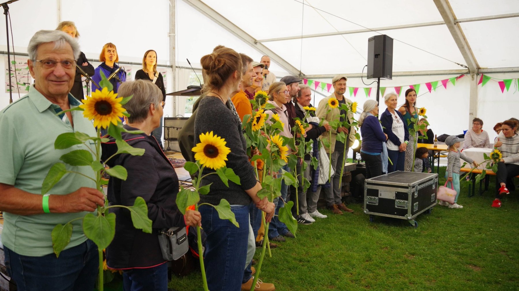 Helferinnen und Helfer: Vielden Dank!